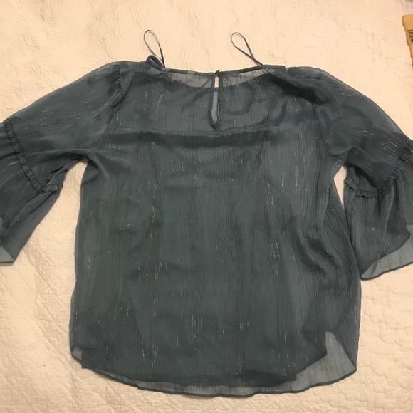NWT LC Lauren Conrad blue flutter sleeve blouse with silver metallic thread (S) - Picture 13 of 16